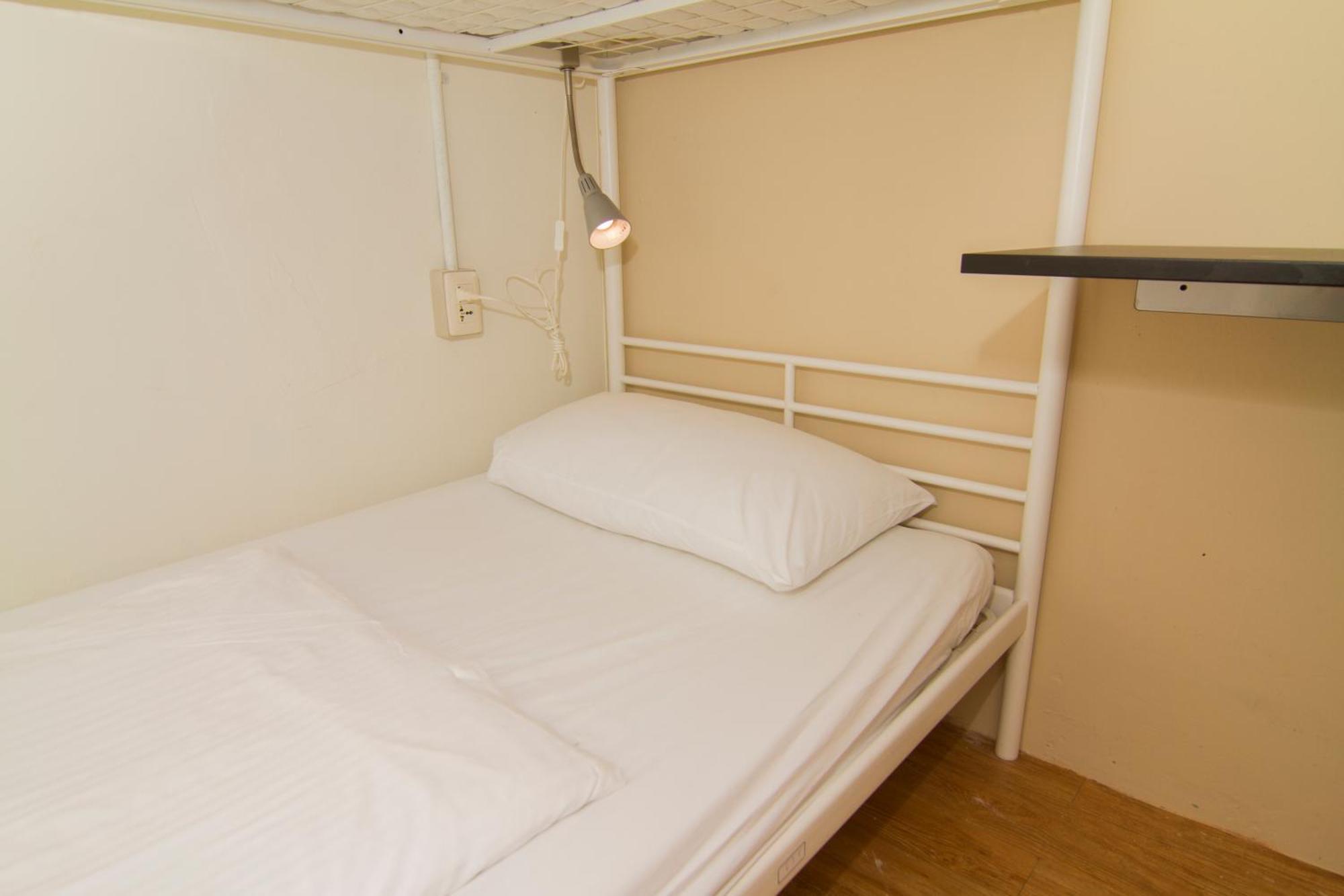 Mr. Lobster’s Secret Den design hostel Taipeh Zimmer foto