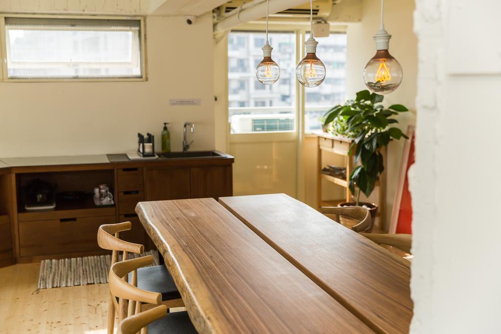 Mr. Lobster’s Secret Den design hostel Taipeh Exterior foto