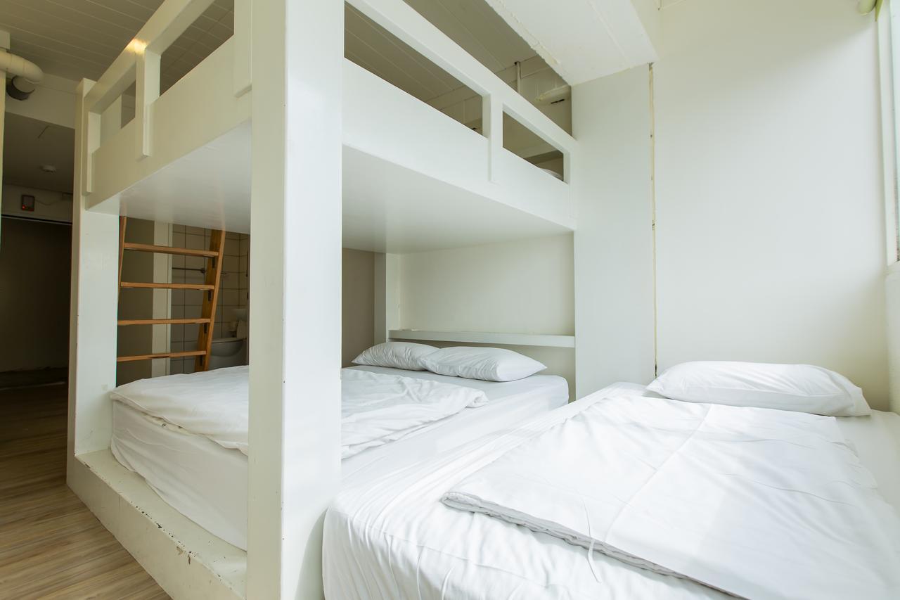 Mr. Lobster’s Secret Den design hostel Taipeh Exterior foto